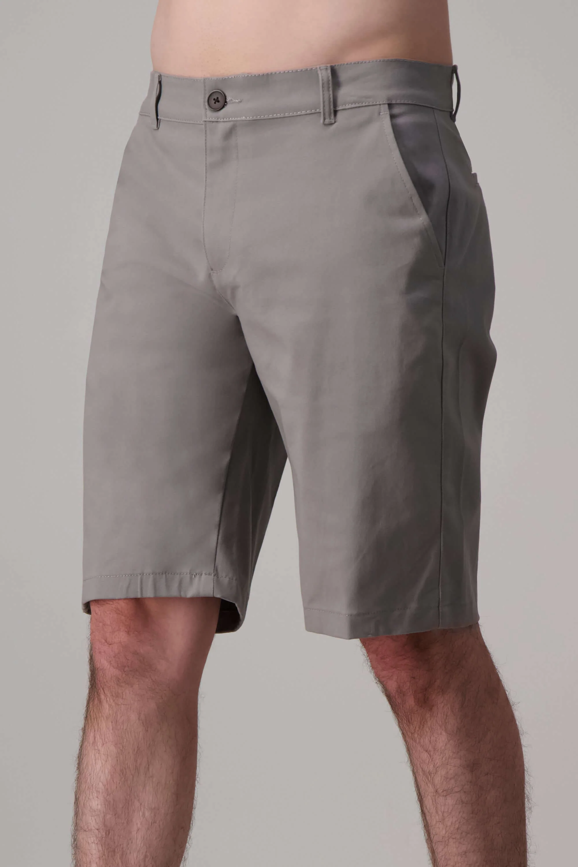 Bermuda de hombre drill semi ajustada - Image 10