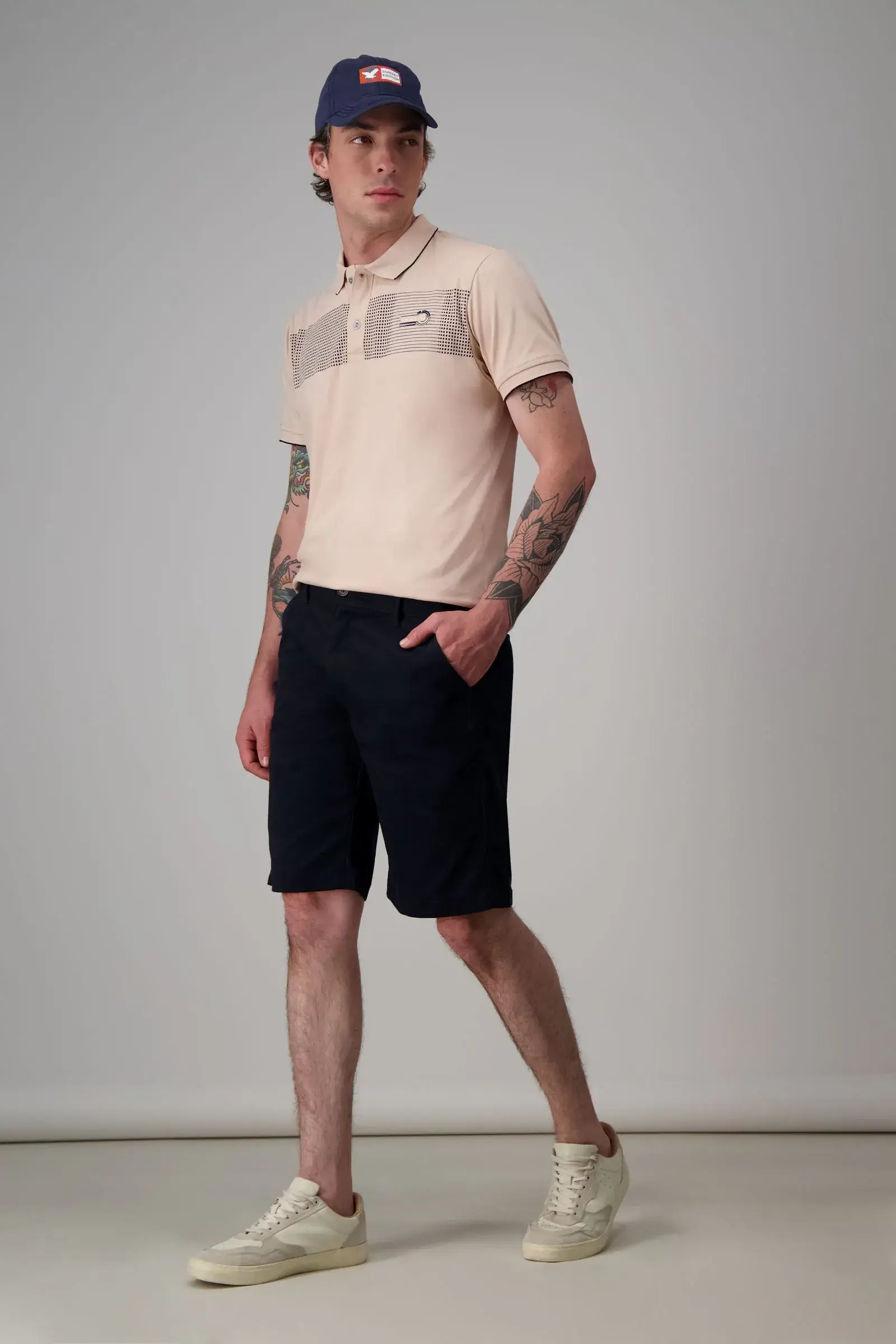 Bermuda de hombre drill semi ajustada - Image 17