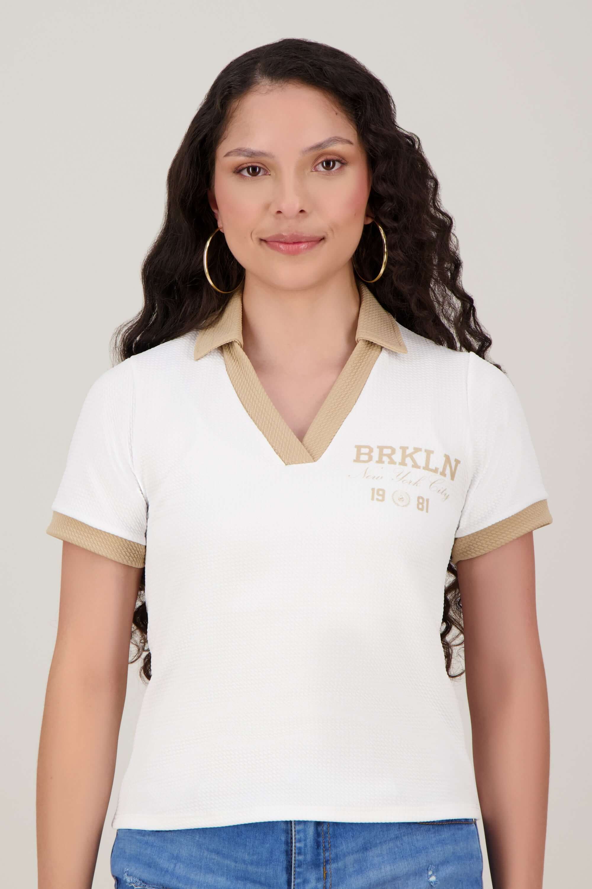 Blusa de niña juvenil silueta ajustada