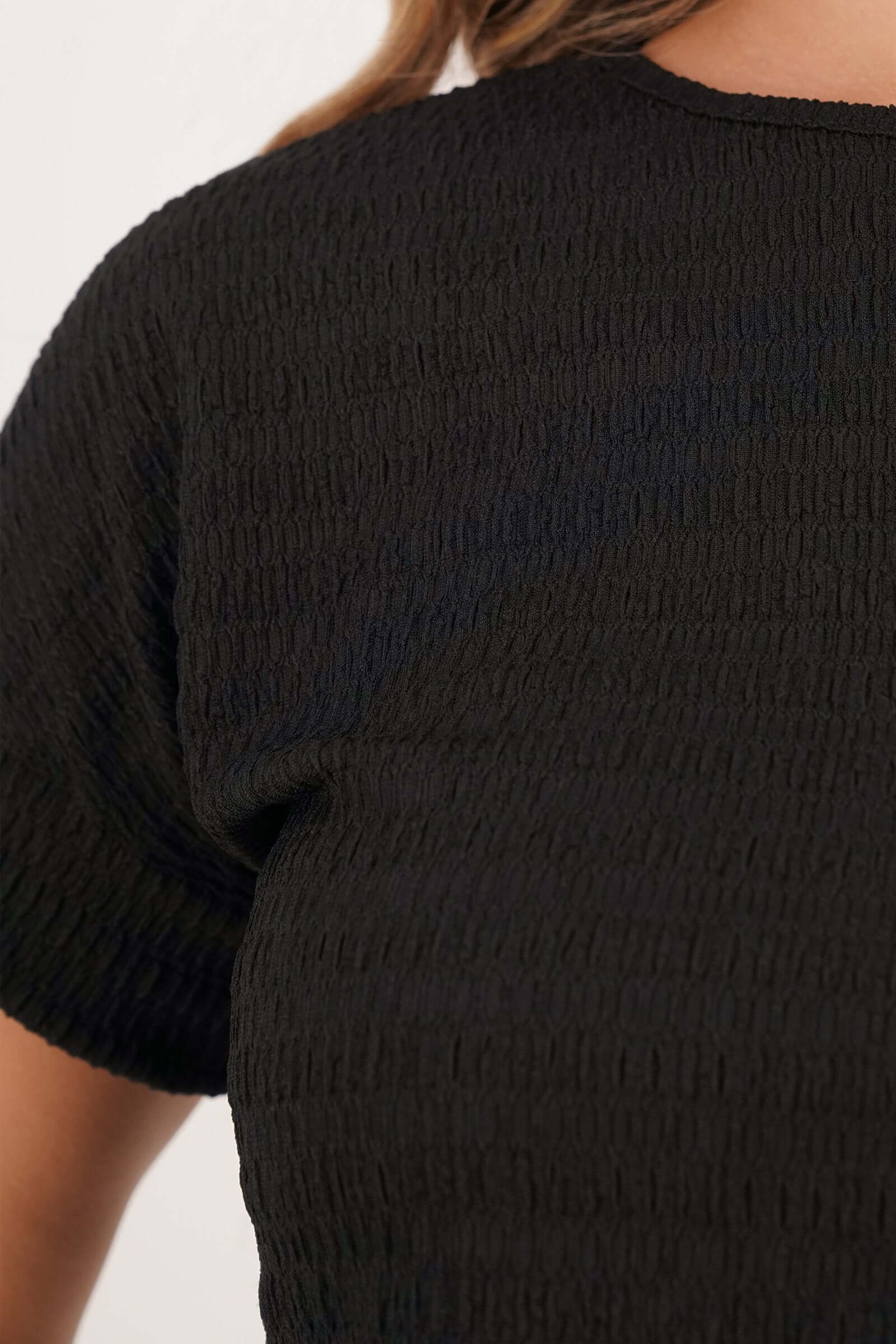 Blusa de rebel básica semi ajustada - Image 14