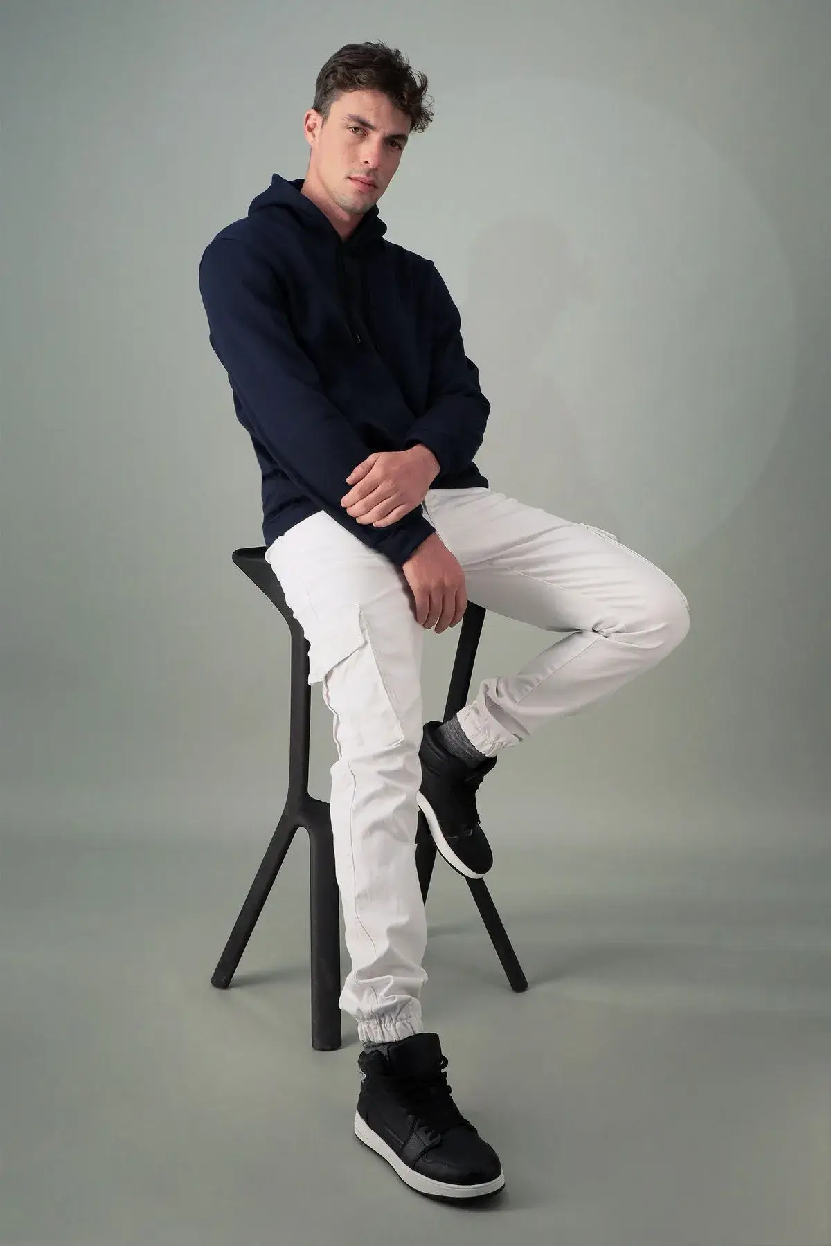 Buzo de hombre básico amplia - Image 19