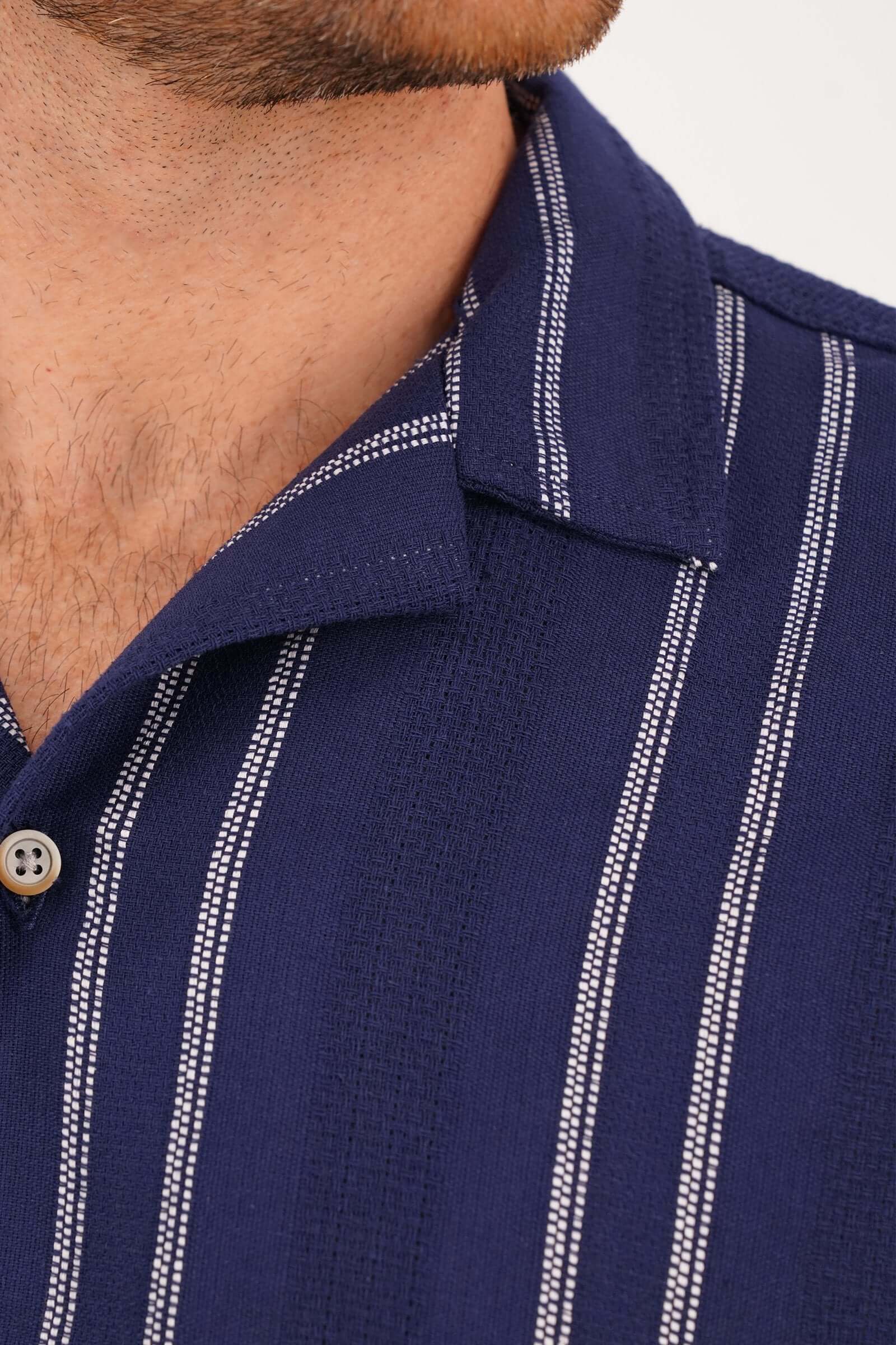 Camisa de hombre clásica - Image 3