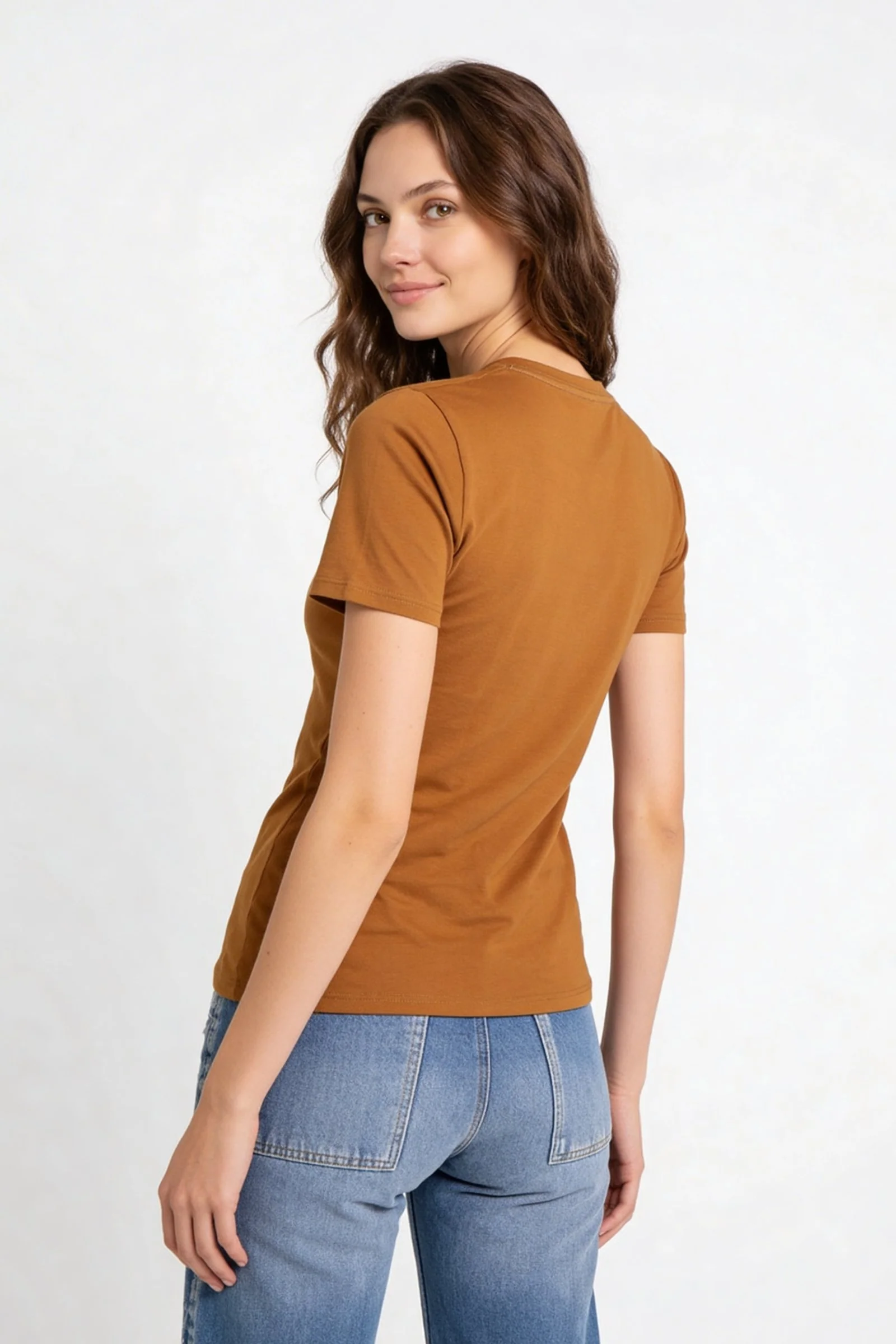 Camiseta de dama basico ajustada - Image 17