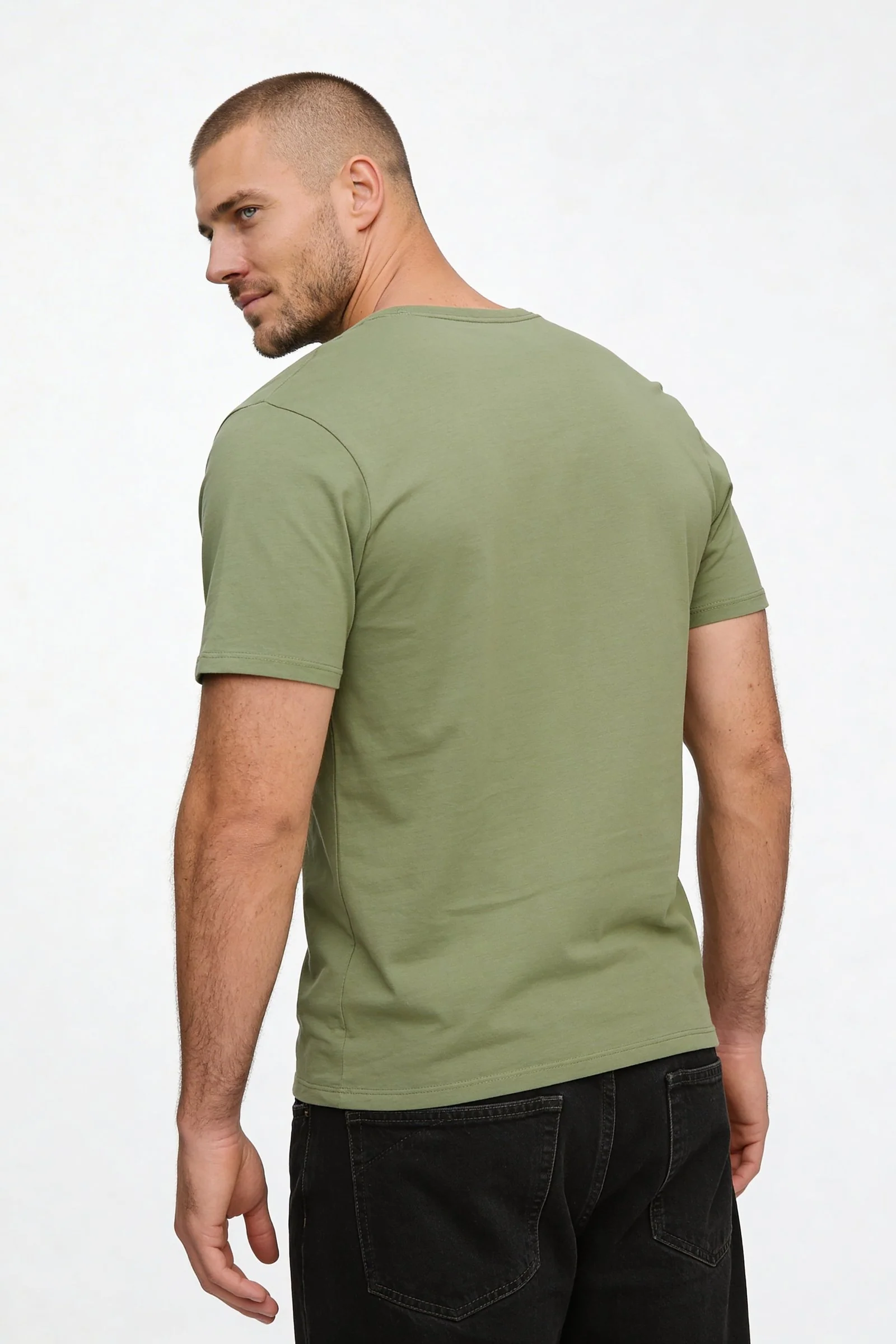 Camiseta de hombre basico amplia - Image 4