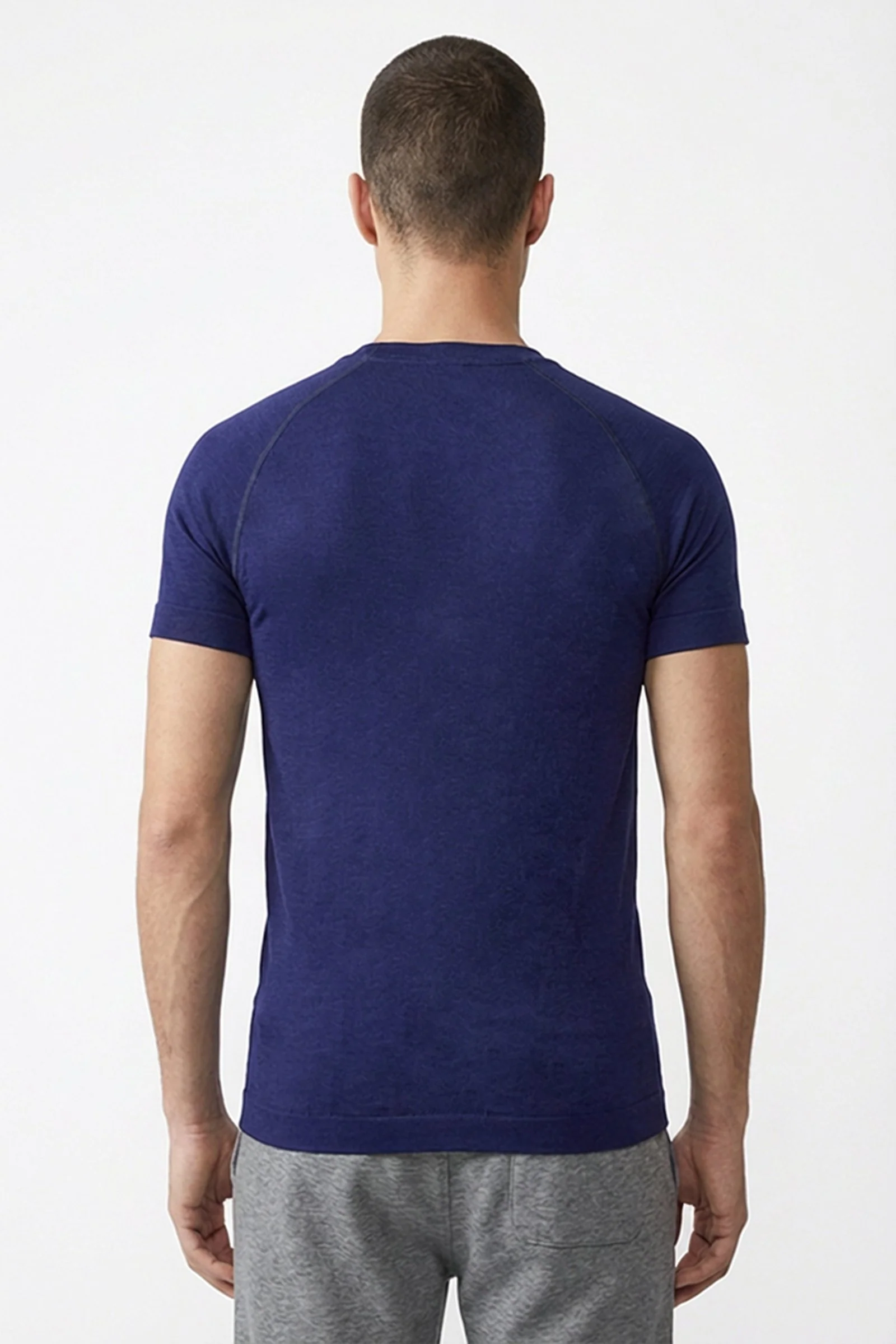 Camiseta de hombre deportiva - Image 6