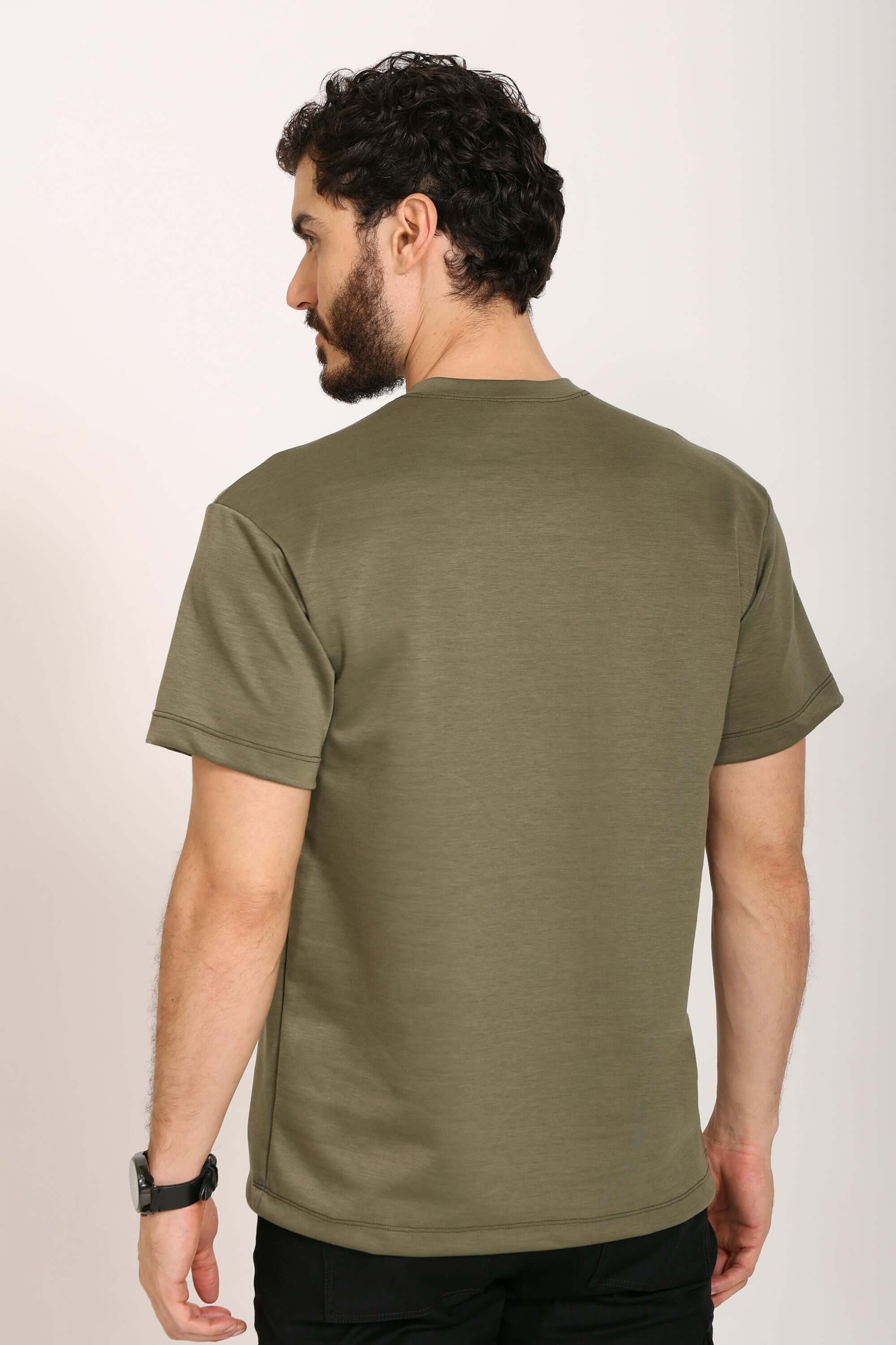 Camiseta de hombre oversize cuello redondo - Image 6