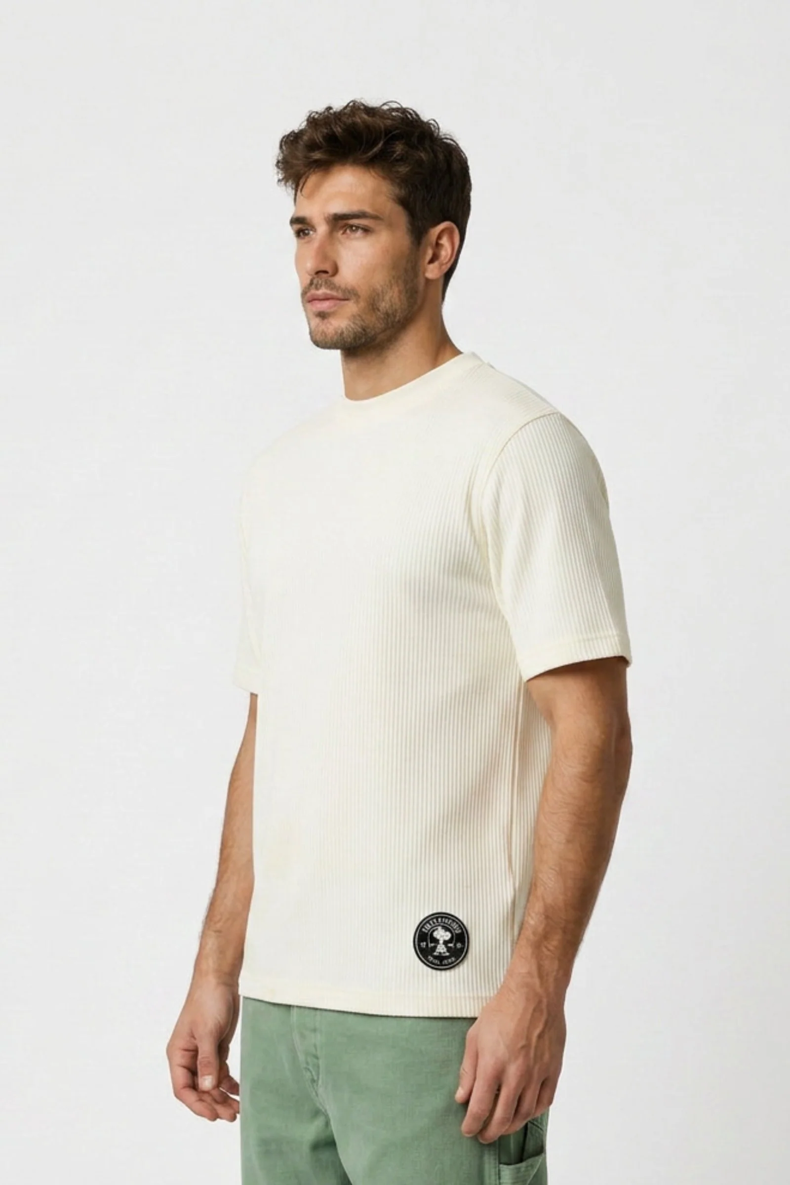 Camiseta de hombre snoopy cuello redondo - Image 3