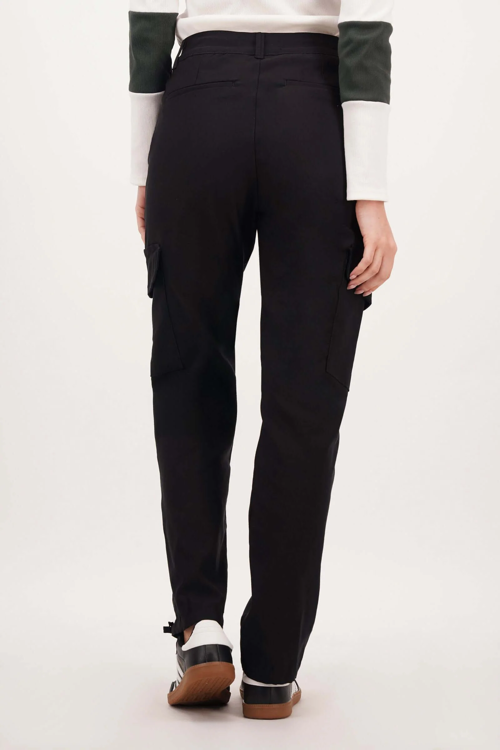 Jogger de dama cargo - Image 4