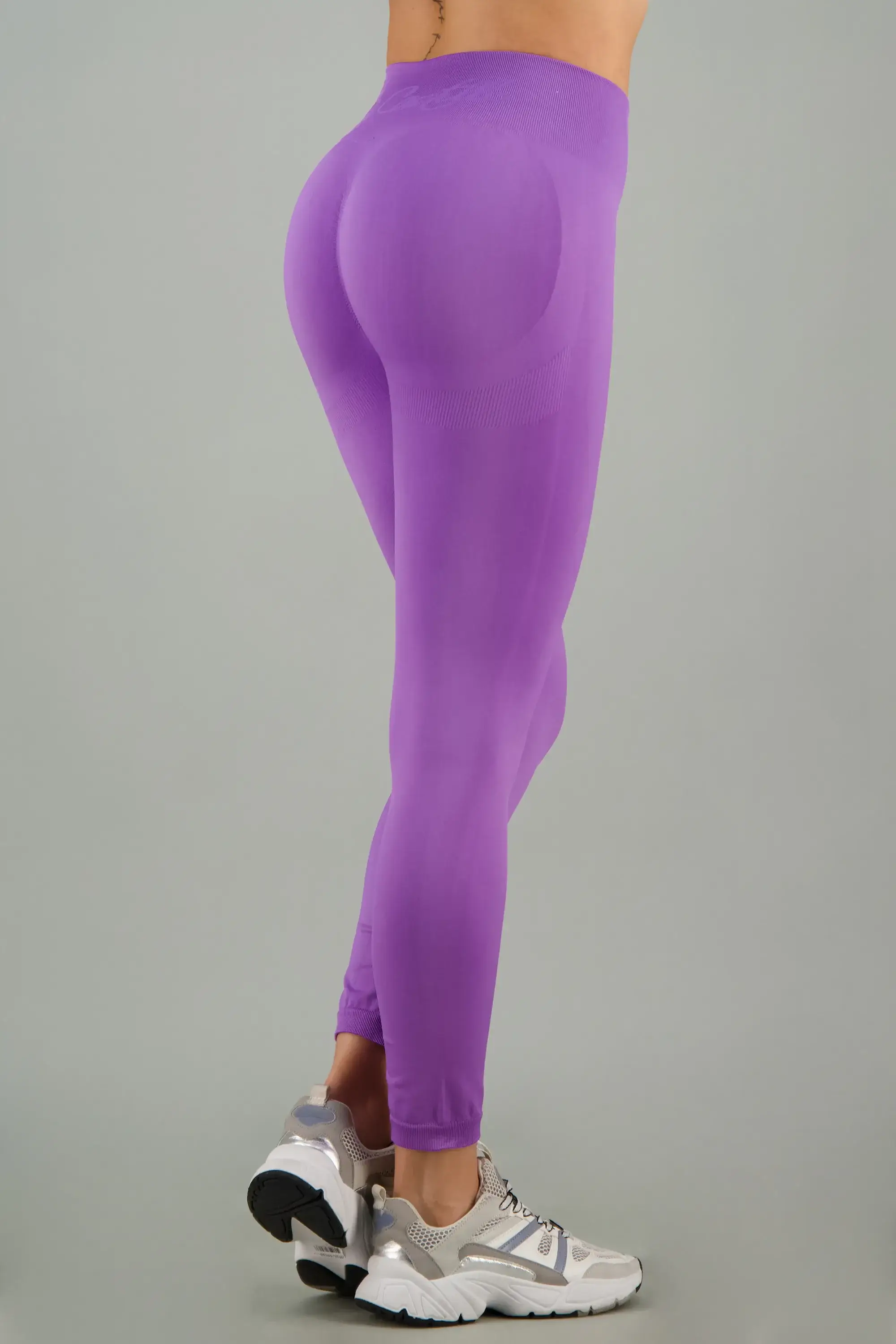 Leggin de dama deportivo ajustada - Image 10