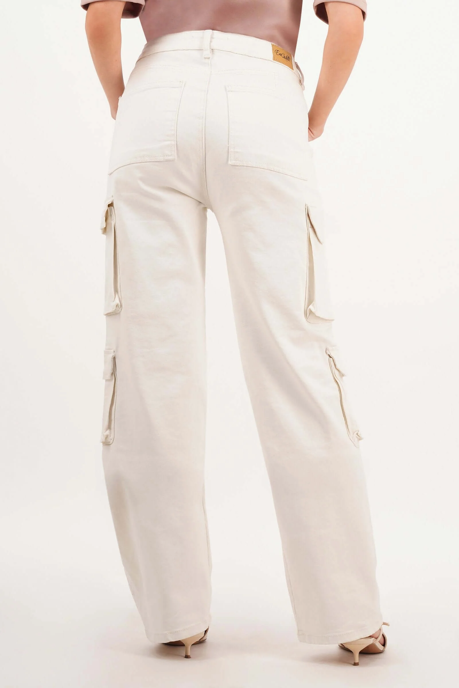 Pantalon de dama cargo silueta amplia - Image 3