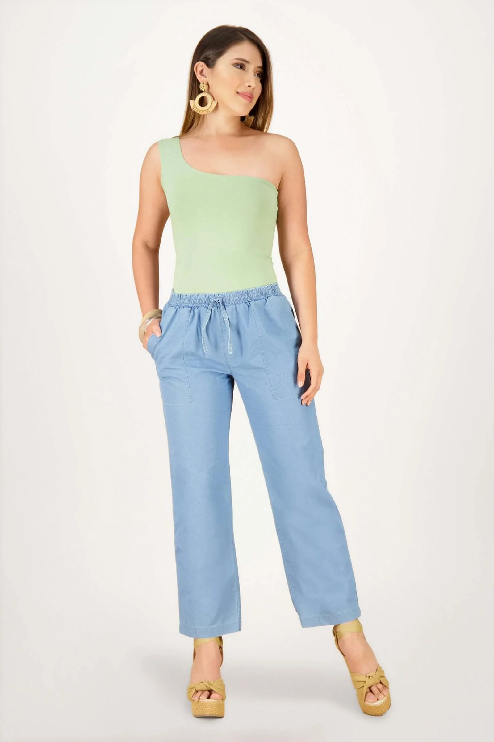 Pantalon de dama clásico silueta semi ajustada - Image 6
