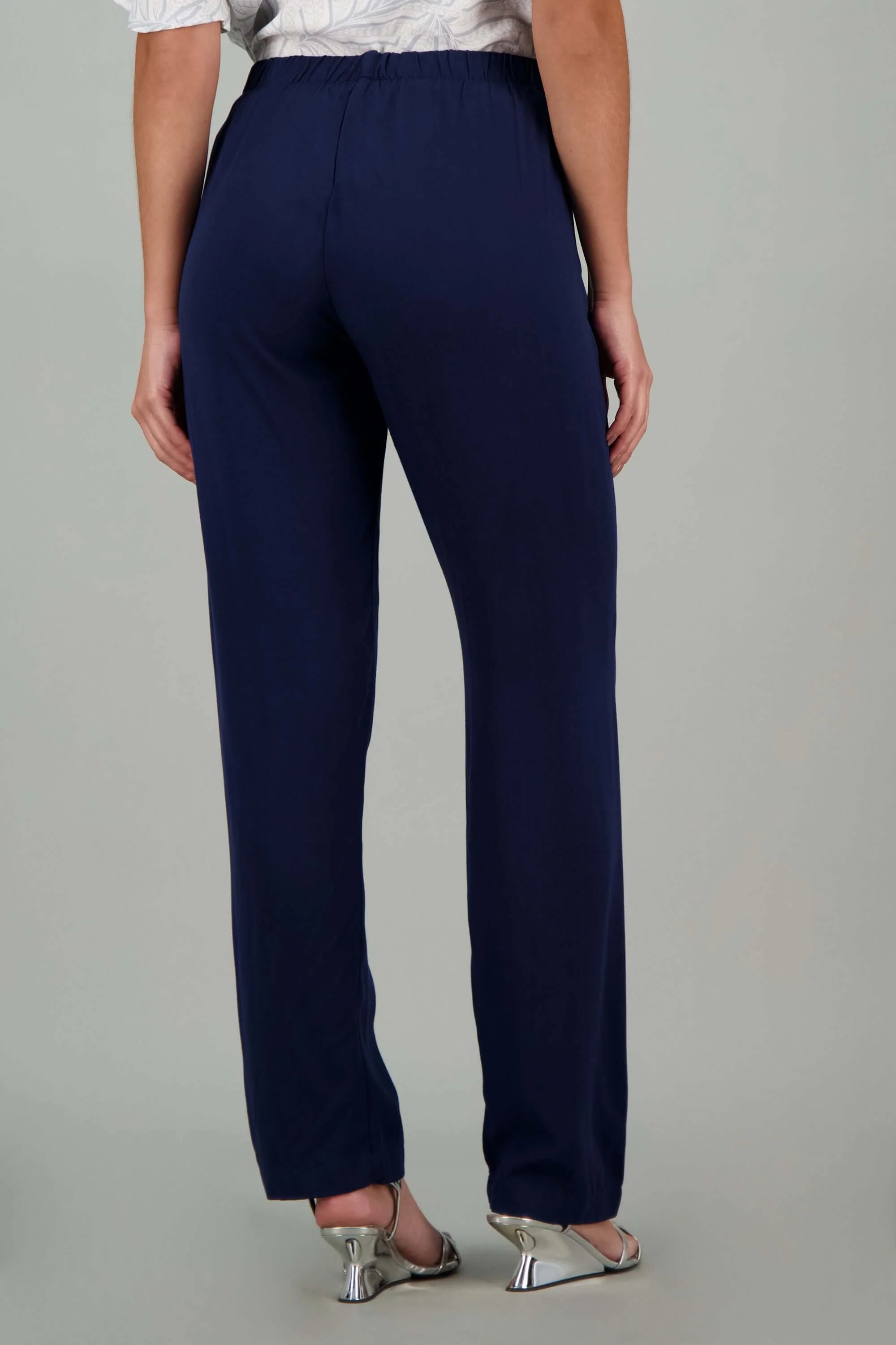 Pantalon de dama clásico silueta semi ajustada - Image 11