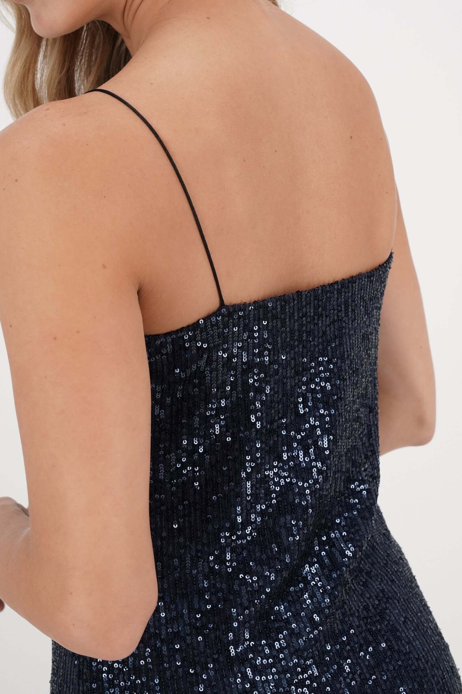 Vestido de dama elegante semi ajustada - Image 3